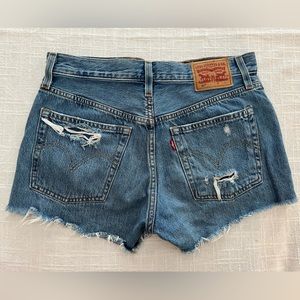 LEVI’S 501 original red line women’s ripped denim jean shorts | SIZE 26 WAIST